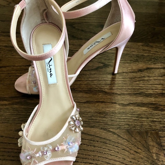 nina clarity ankle strap sandal